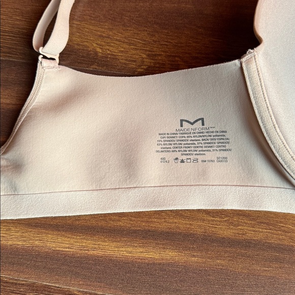 Maidenform Nude Beige Underwire Bra Size 40D - Picture 3 of 4